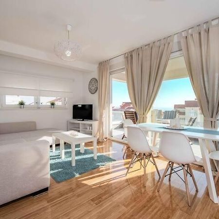 Blue Sky, Modern Sea View Apartment 노바야 외부 사진