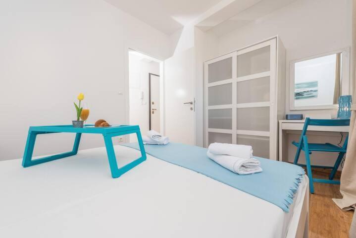 Blue Sky, Modern Sea View Apartment 노바야 외부 사진