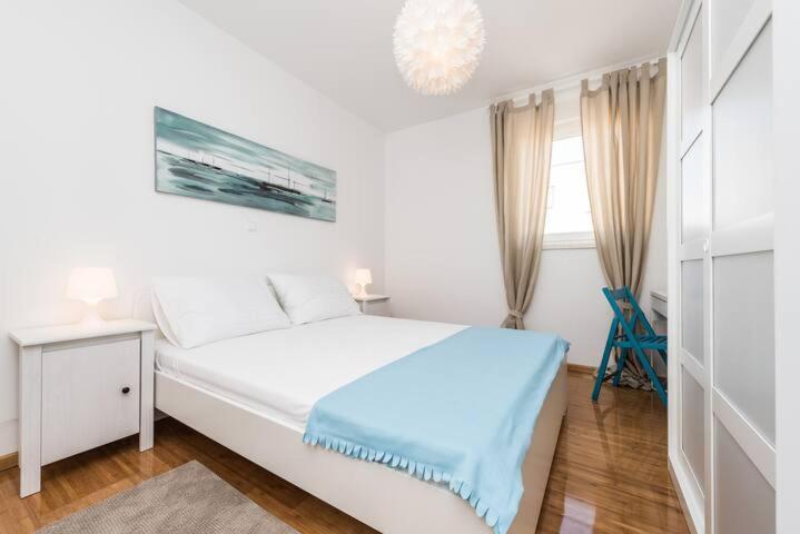 Blue Sky, Modern Sea View Apartment 노바야 외부 사진