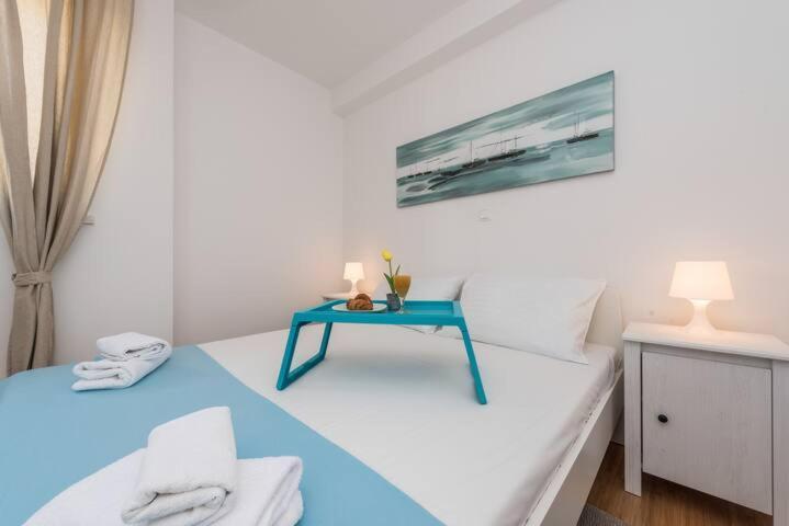 Blue Sky, Modern Sea View Apartment 노바야 외부 사진