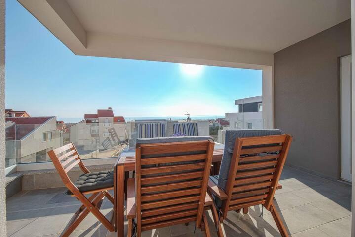 Blue Sky, Modern Sea View Apartment 노바야 외부 사진