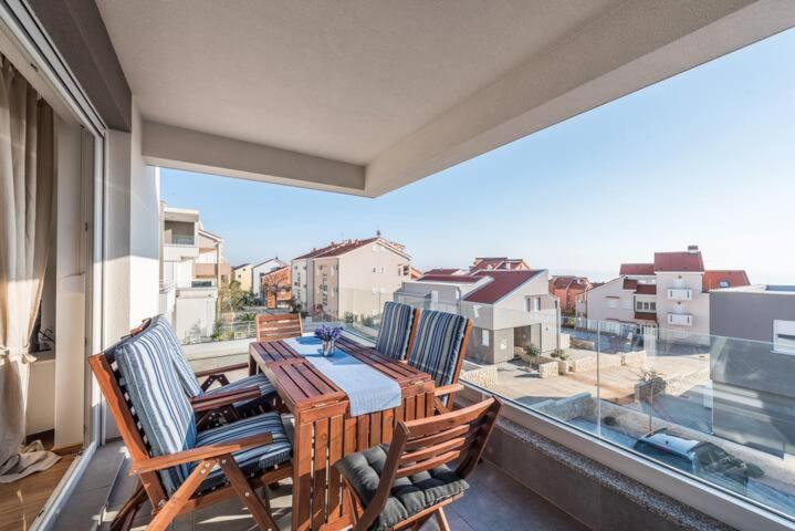 Blue Sky, Modern Sea View Apartment 노바야 외부 사진