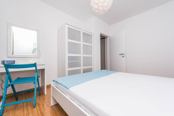 Blue Sky, Modern Sea View Apartment 노바야 외부 사진